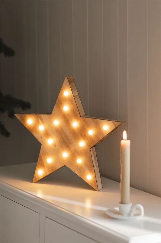 Quantità Limitata Stella di legno con luci LED Lliva