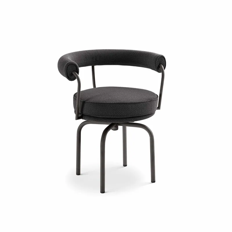 Vendita Finale Lauko fotelis - „7, Sukamasis sėdimas krėslas“, sukurtas Charlotte Perriand, Le Corbusier, Pierre Jeanneret Cassina įmonei