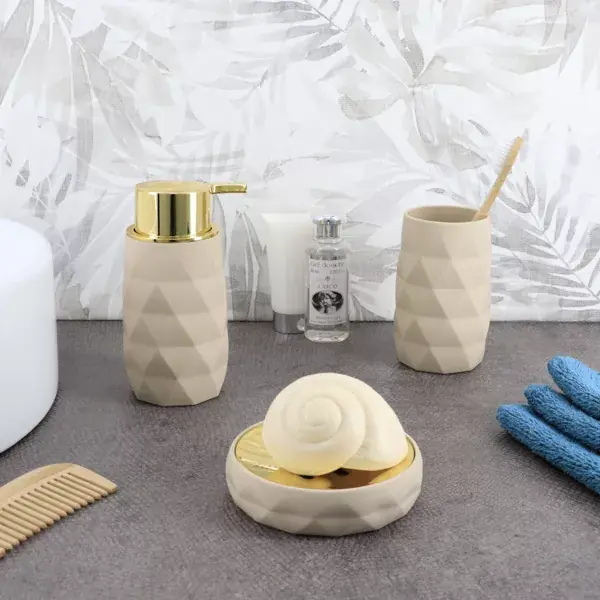 Ultime Pezzi Set di accessori bagno gomma Rubby Beige