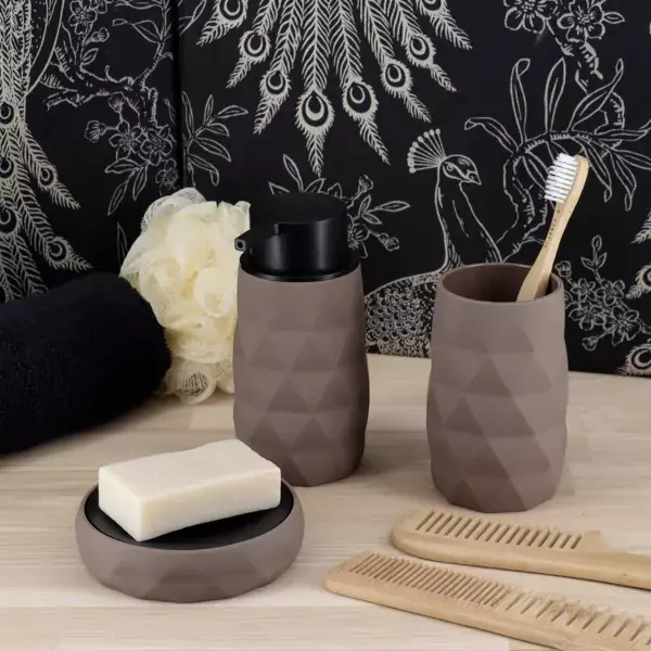 Must-Have Set di accessori bagno gomma Rubby Marrone