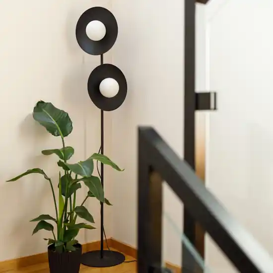 Piantana nera 2 luci design moderna sfere di vetro bianco Soddisfatti O Rimborsati