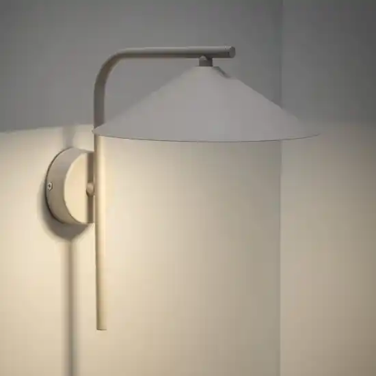 Offerta Applique da parete cono di metallo champagne