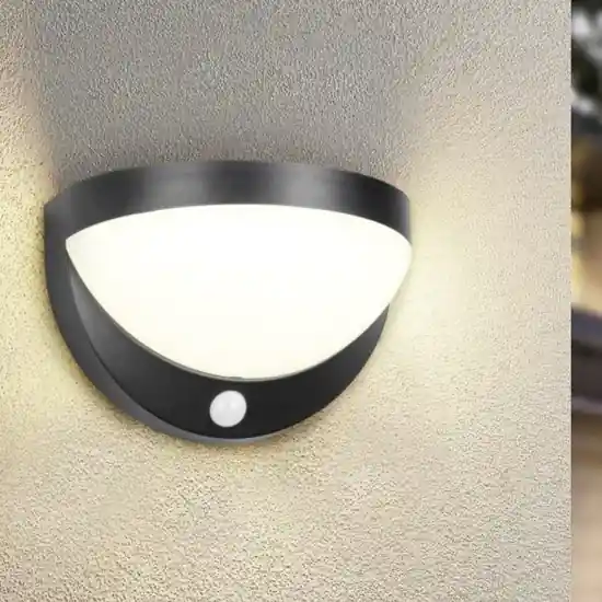 Offerta Speciale Applique da esterno luce solare ibrido con sensore crepuscolare movimento 8w 4000k