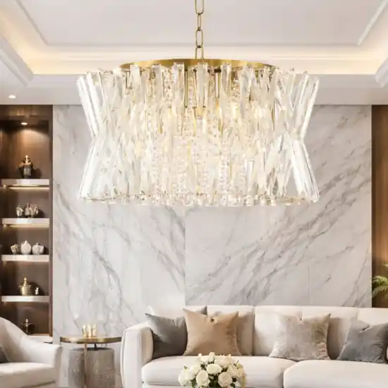 Lampadario dorato di cristalli trasparenti per salone Affare