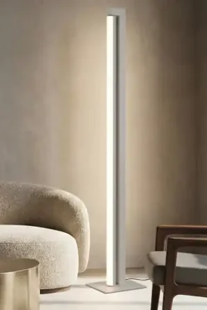 Piantana bianca girevole led moderna dimmerabile cct 2300k-3000k-4000k Ultime Pezzi