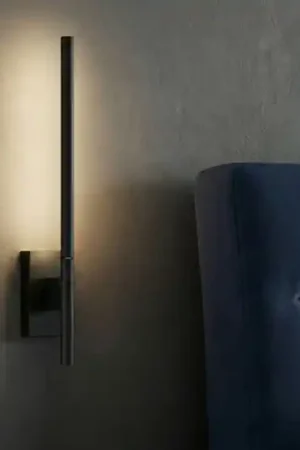 Ultime Pezzi Applique nero per comodino camera da letto moderna led 6w 3000k