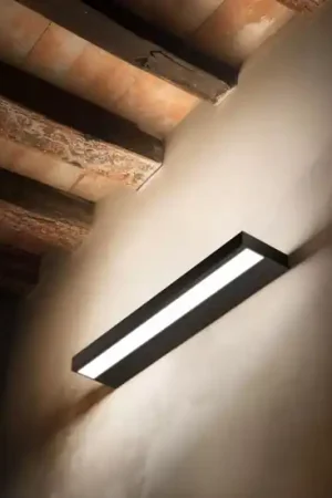 Linea light regolo applique doppio led 3000k nero 38w Solo Oggi