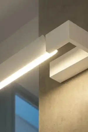 A Buon Prezzo Applique bianca da parete orientabile led 12w 3000k