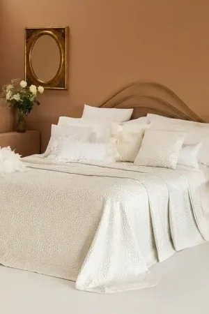 Copriletto Matrimoniale Elegante Battaglia 270x270 - Modello Bao Prezzo Ridotto